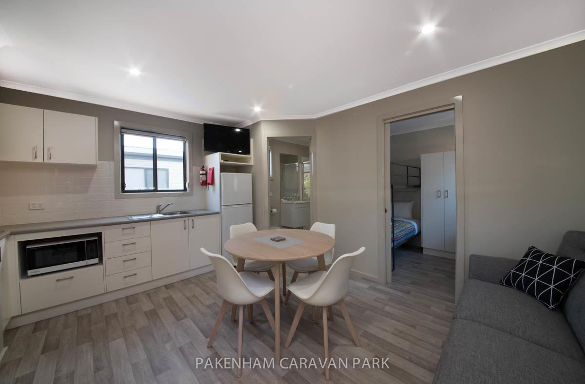 Pakenham Caravan Park Hotel Exterior photo