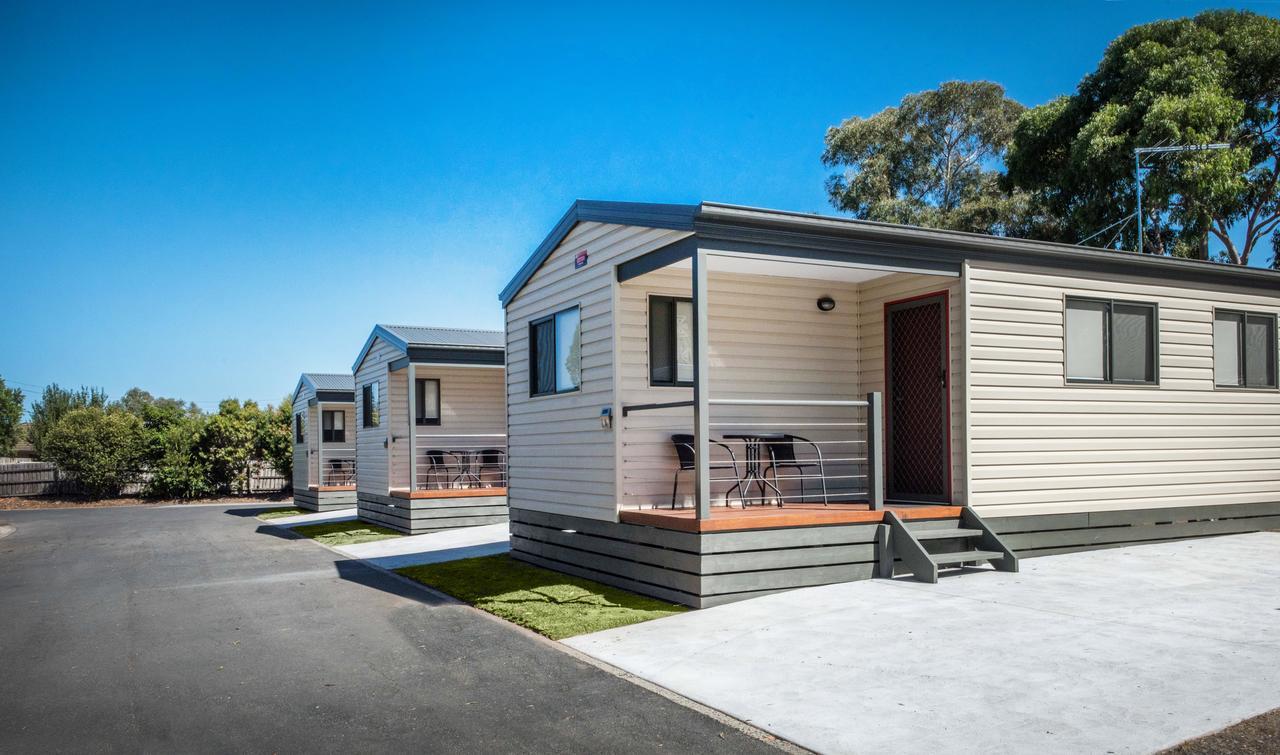 Pakenham Caravan Park Hotel Exterior photo